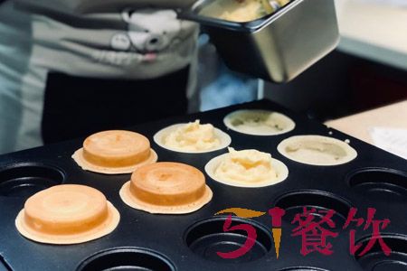 小喜家车轮饼加盟费多少-台式经典风味小吃-51餐饮网